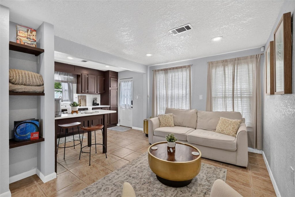 Photo of 731 W Princeton Street, Orlando, FL 32804 (MLS # G5117308)