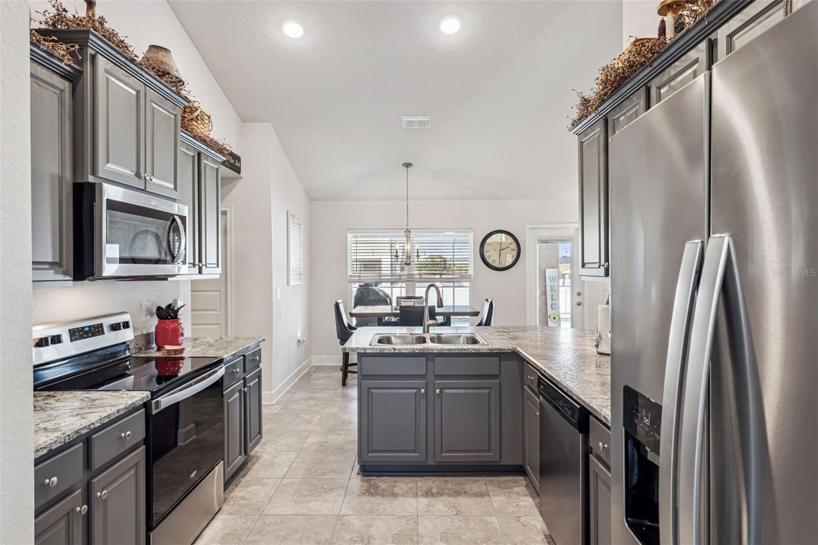 BROOKSHIRE - Residential