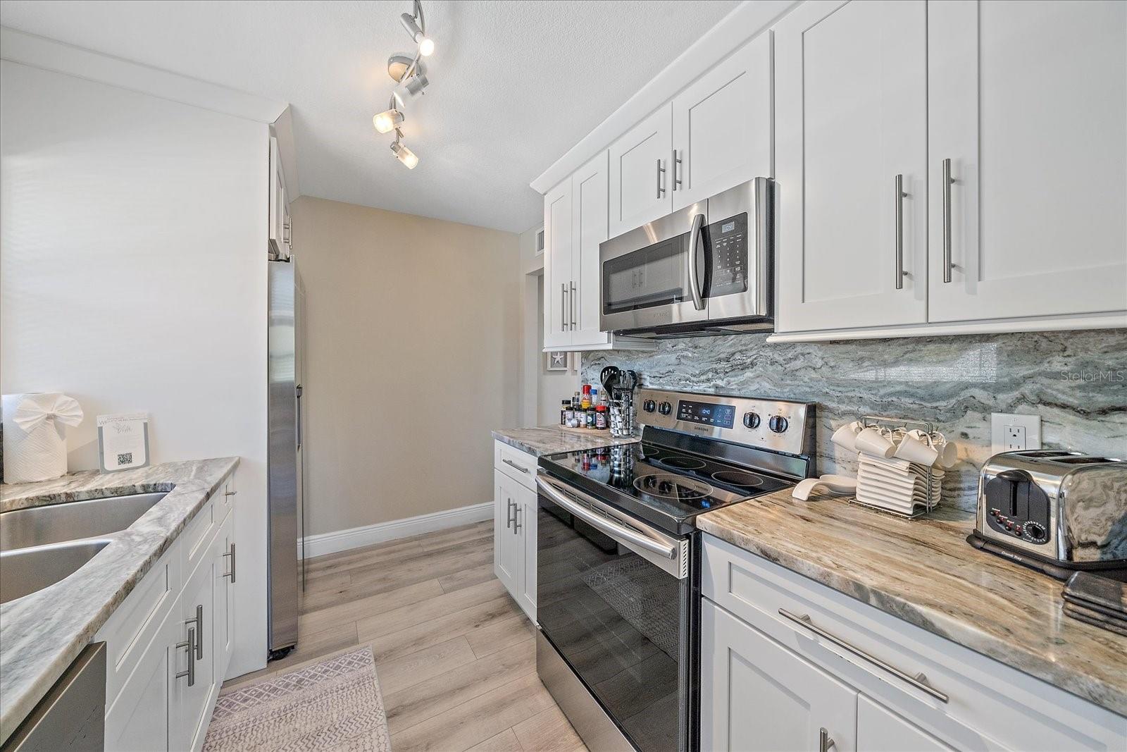 DESOTO TERRACE - Residential Income