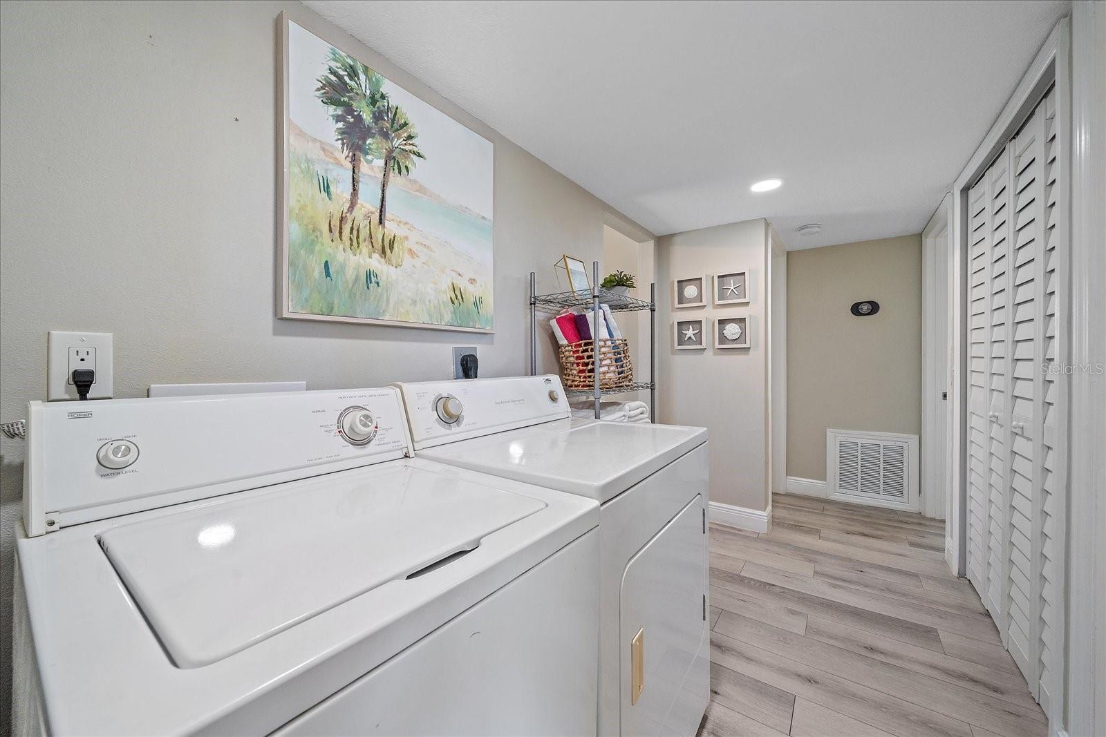 DESOTO TERRACE - Residential Income