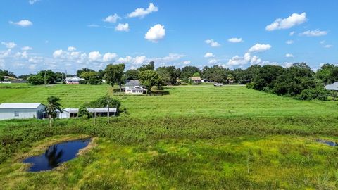 A home in LAKE HAMILTON