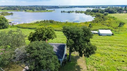 A home in LAKE HAMILTON