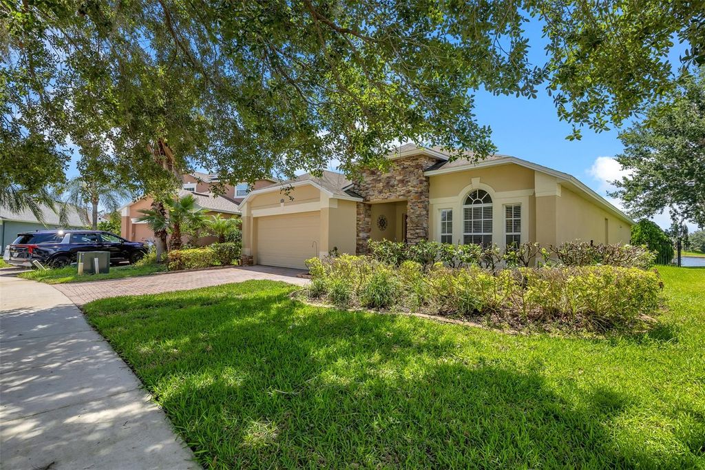 Photo of 12608 Iris Lake Drive, Orlando, FL 32824 (MLS # O6408112)