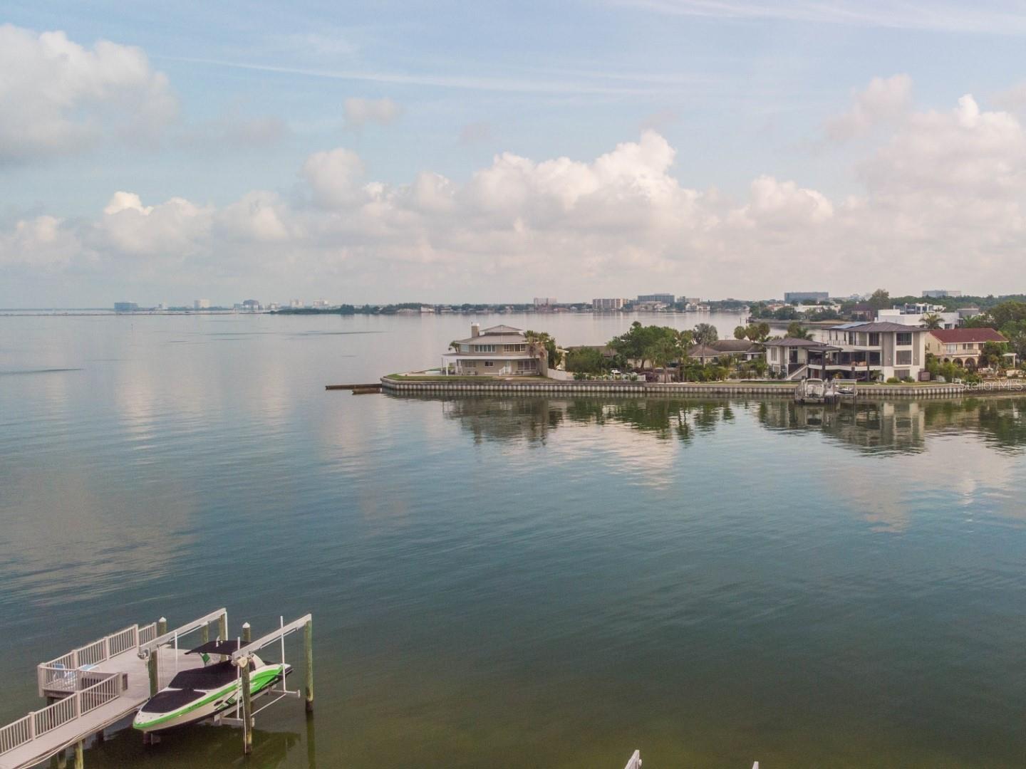 SUNSET PARK ISLES UNIT 5 - Residential