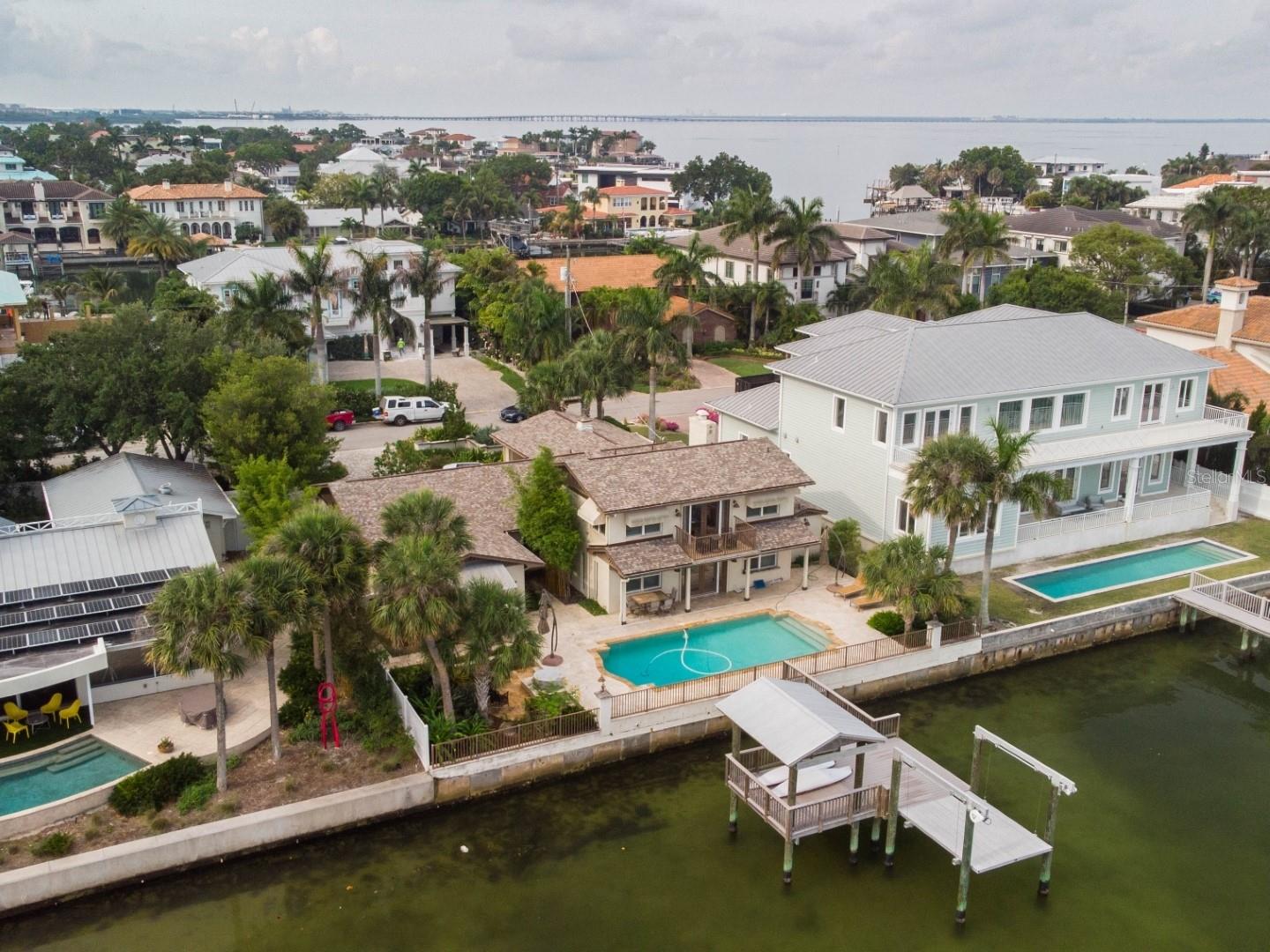 SUNSET PARK ISLES UNIT 5 - Residential