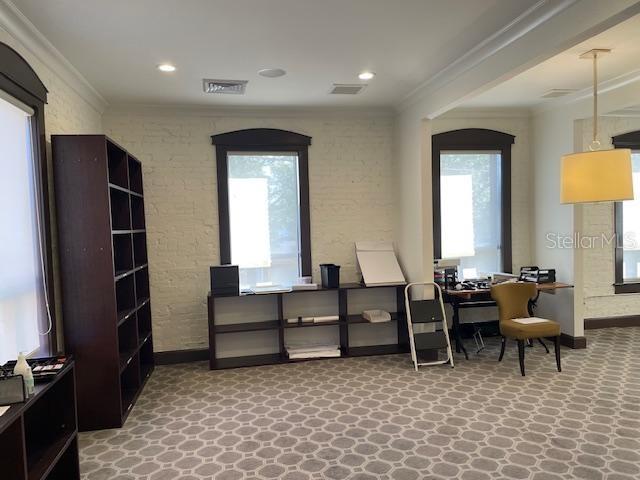 DREWS JOHN H SUB BLKS 1 TO 10 - Commercial Lease