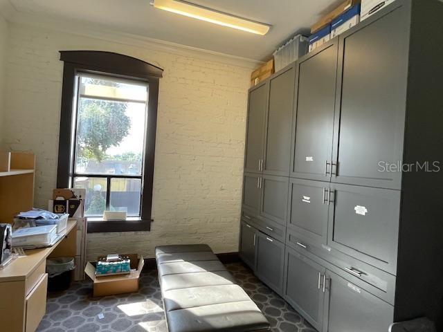 DREWS JOHN H SUB BLKS 1 TO 10 - Commercial Lease