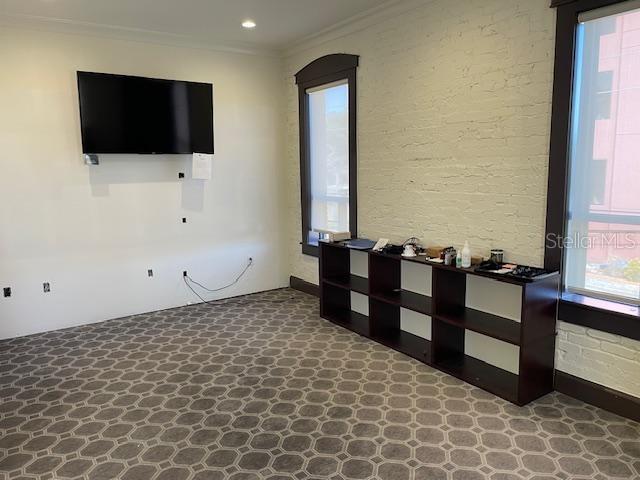 DREWS JOHN H SUB BLKS 1 TO 10 - Commercial Lease