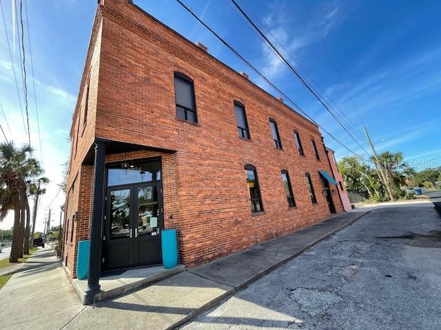 DREWS JOHN H SUB BLKS 1 TO 10 - Commercial Lease