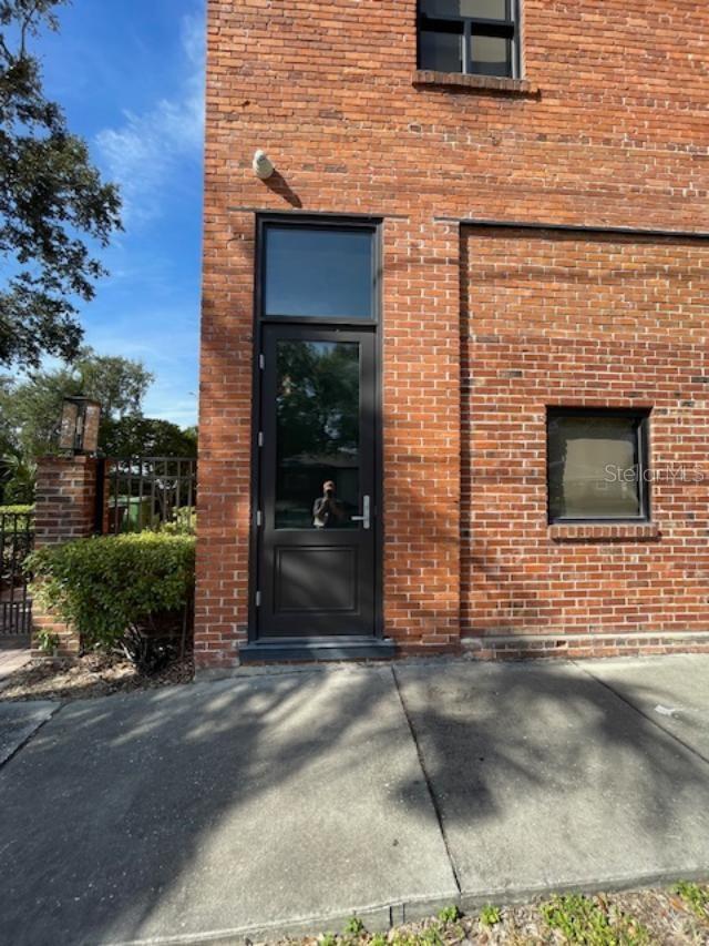 DREWS JOHN H SUB BLKS 1 TO 10 - Commercial Lease