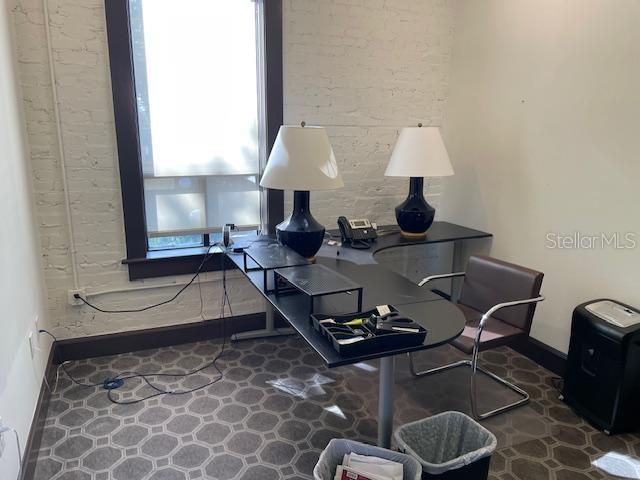 DREWS JOHN H SUB BLKS 1 TO 10 - Commercial Lease