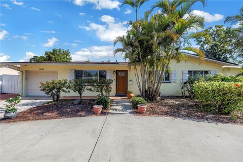 3843 NEPTUNE DRIVE SE ST PETERSBURG FL 33705