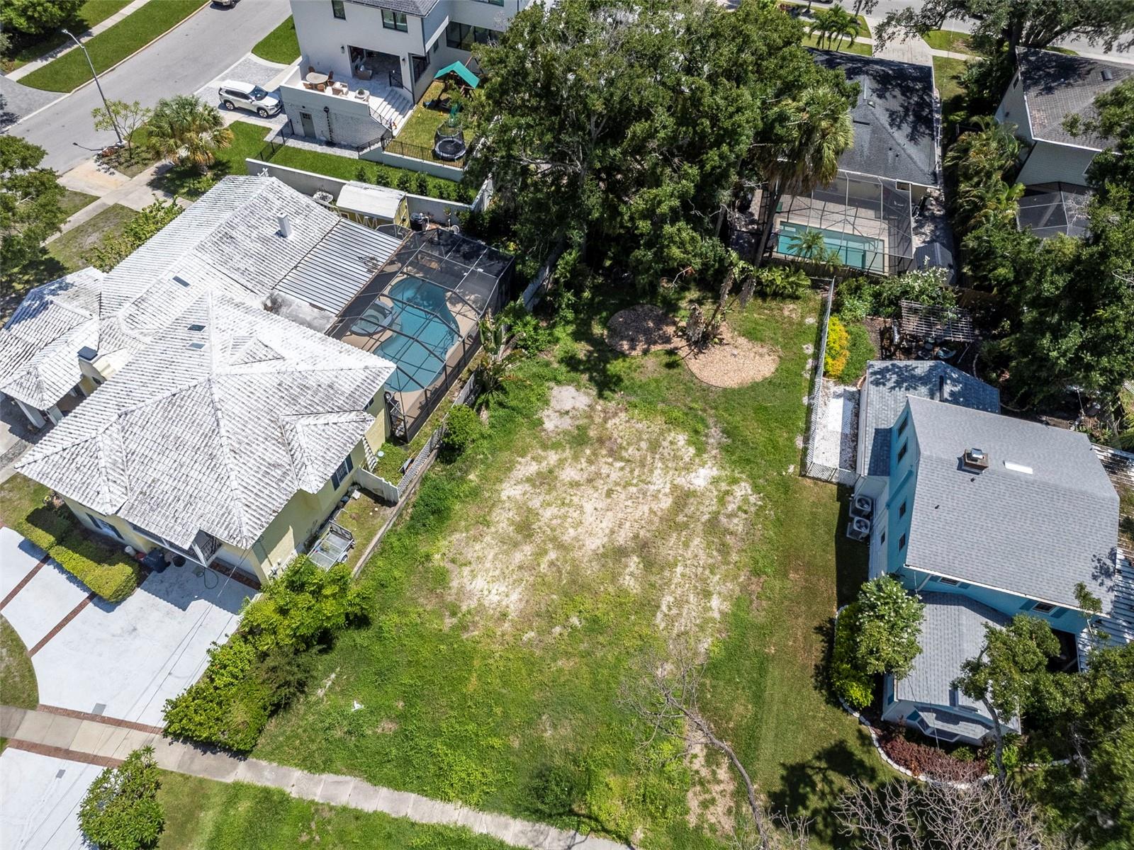 641 GENEVA PLACE