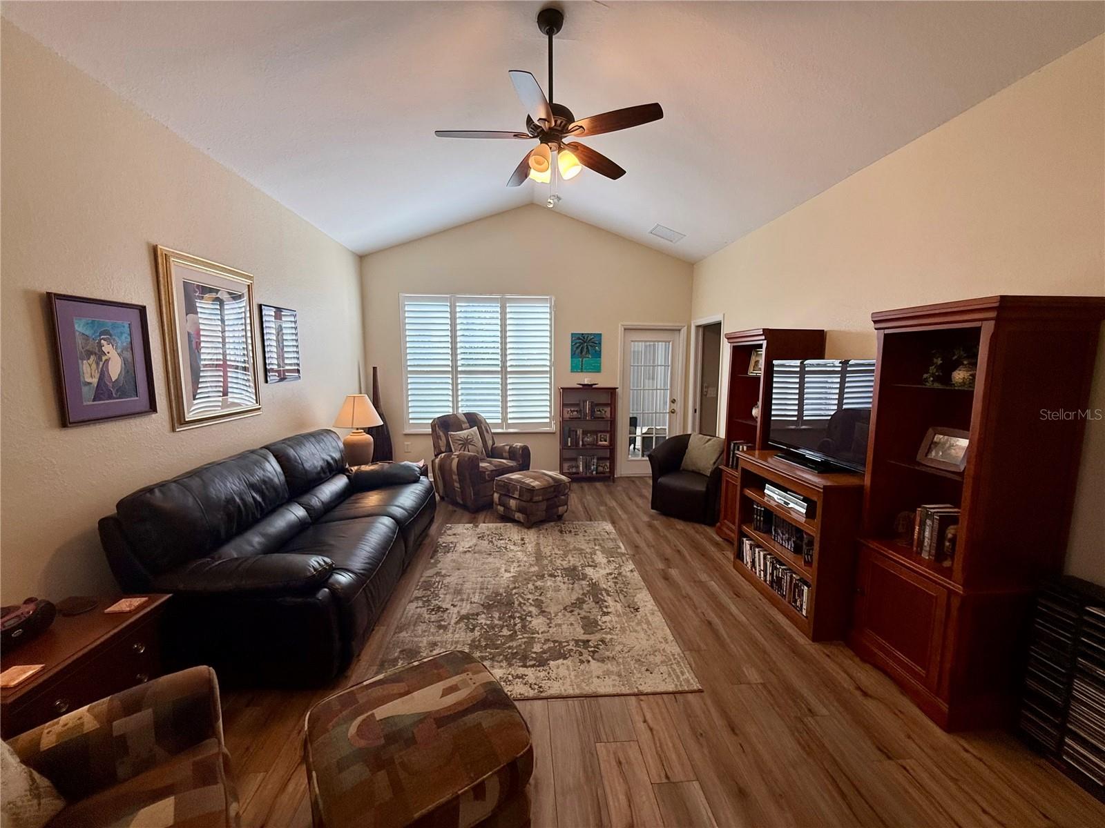 OAK RUN THE FOUNTAINS - Residential Lease