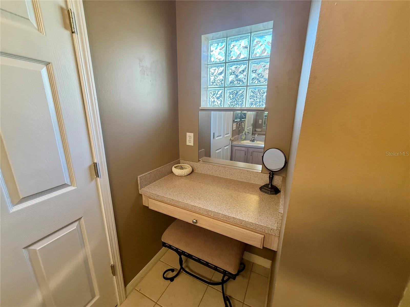 OAK RUN THE FOUNTAINS - Residential Lease