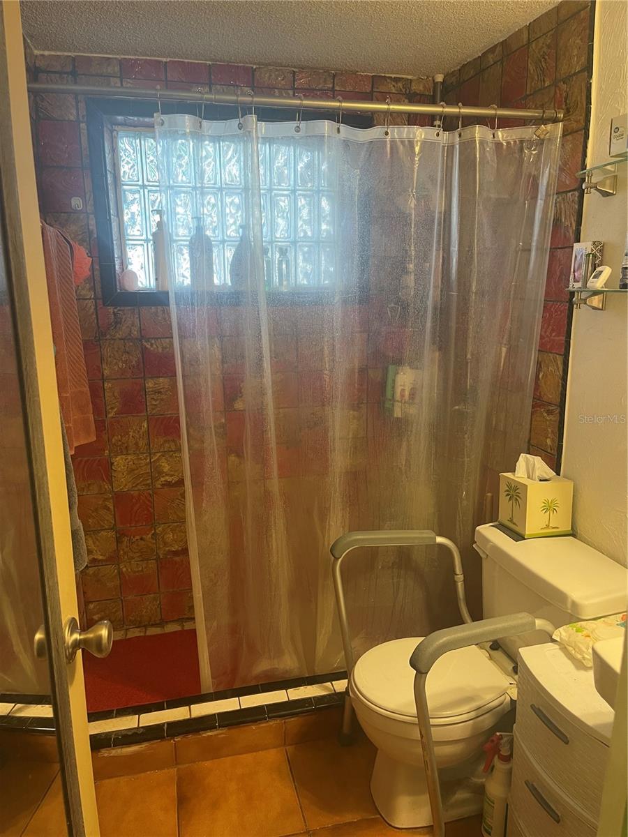 REGENCY PARK - Residential