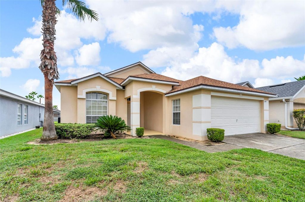 Photo of 1104 Bloomingdale Drive, Davenport, FL 33897 (MLS # G5101469)