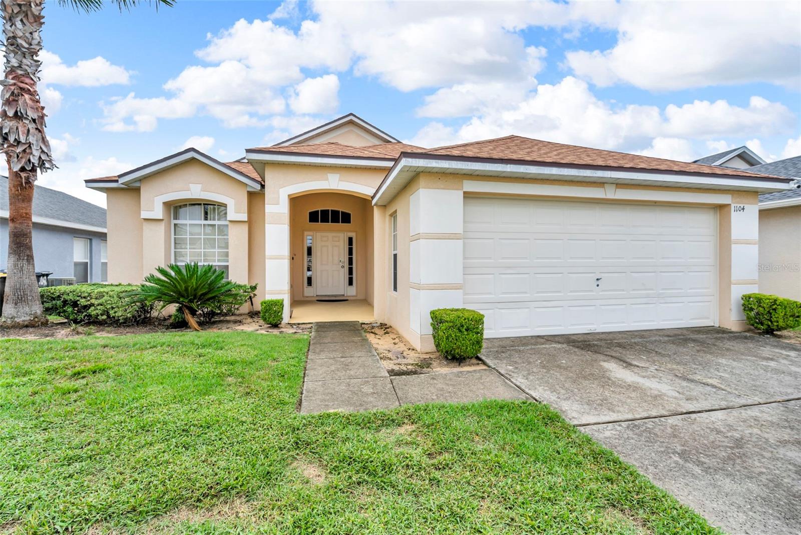 1104 BLOOMINGDALE DRIVE