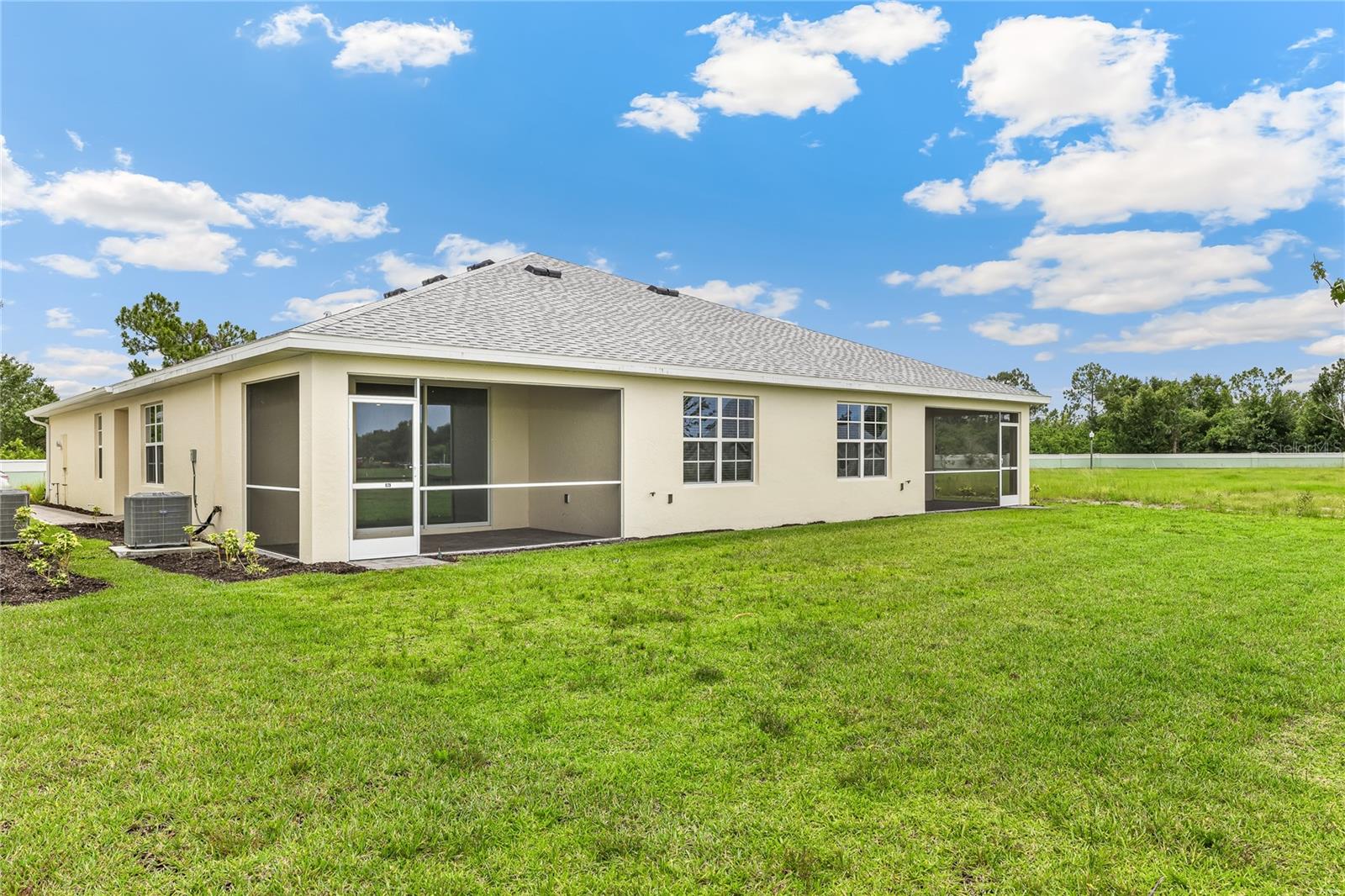 HERITAGE LAKE PARK - Residential