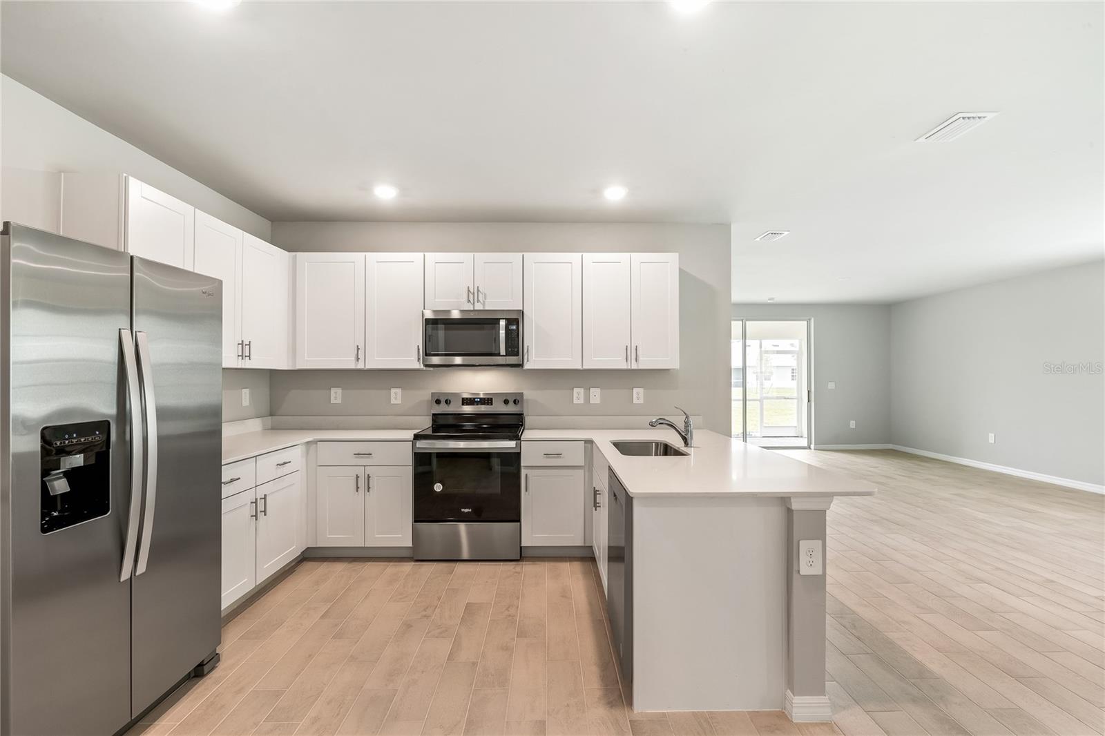 HERITAGE LAKE PARK - Residential