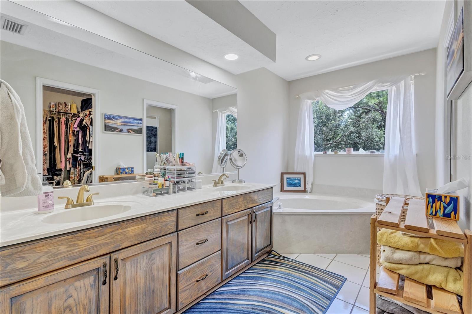 MILL CREEK PH IV - Residential
