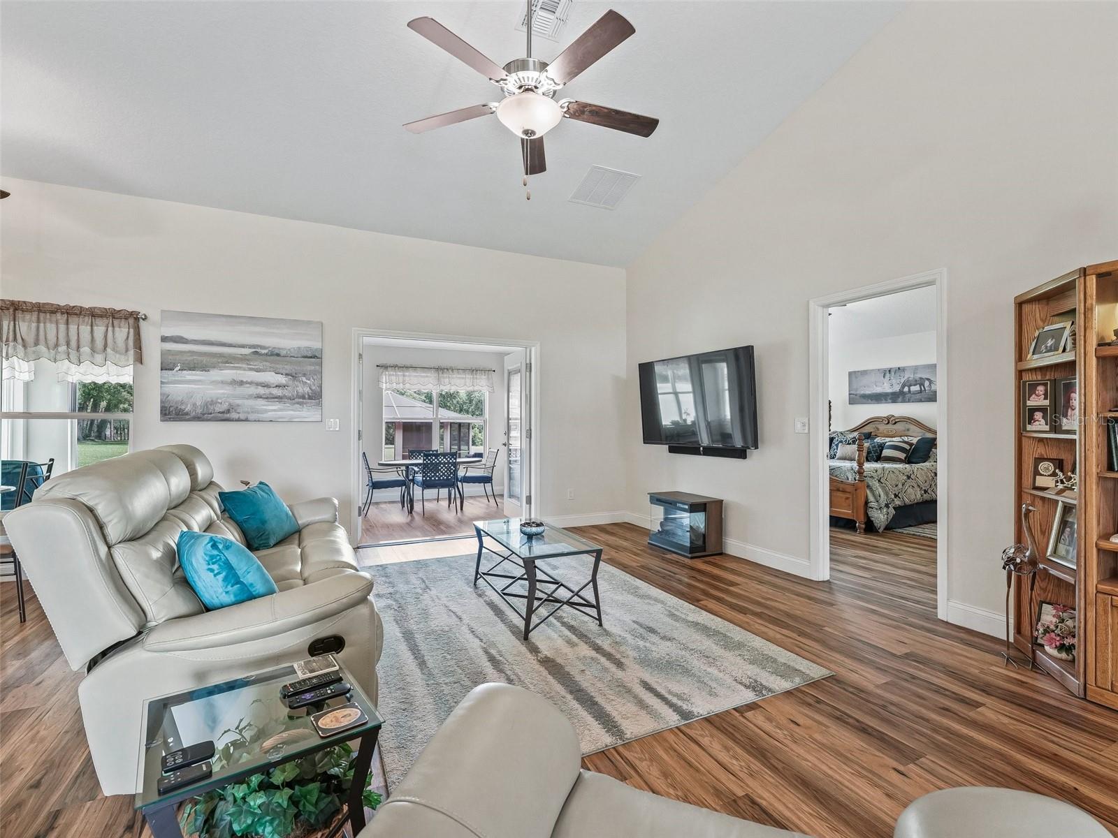 SADDLE RIDGE SUB - Residential