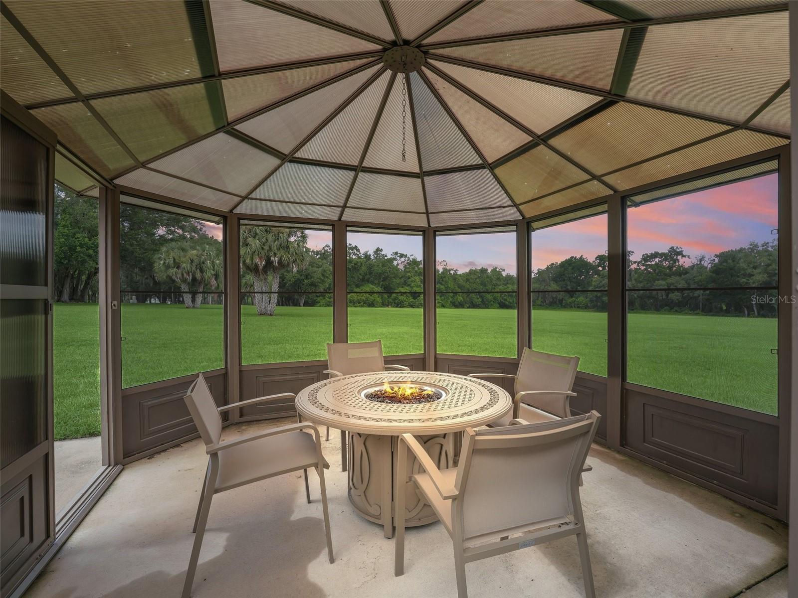 SADDLE RIDGE SUB - Residential