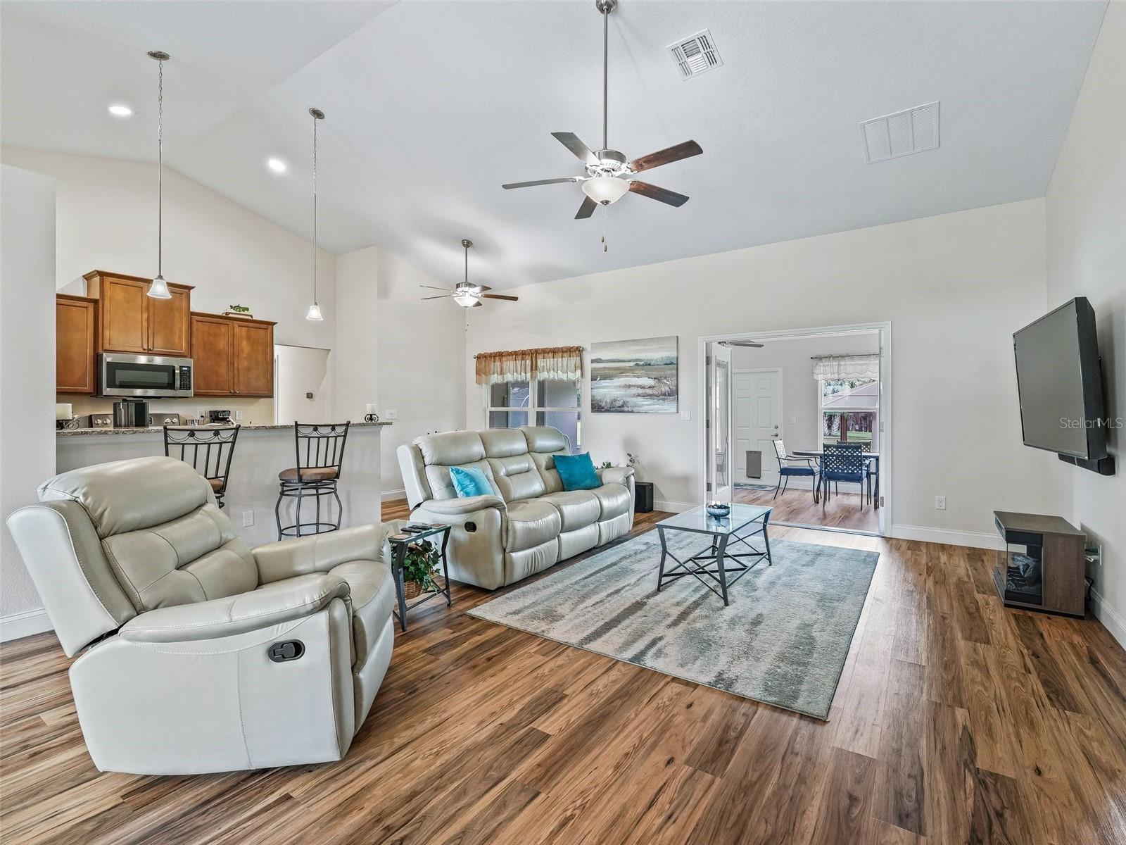 SADDLE RIDGE SUB - Residential