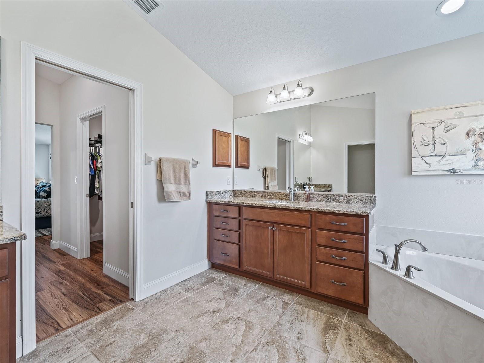 SADDLE RIDGE SUB - Residential