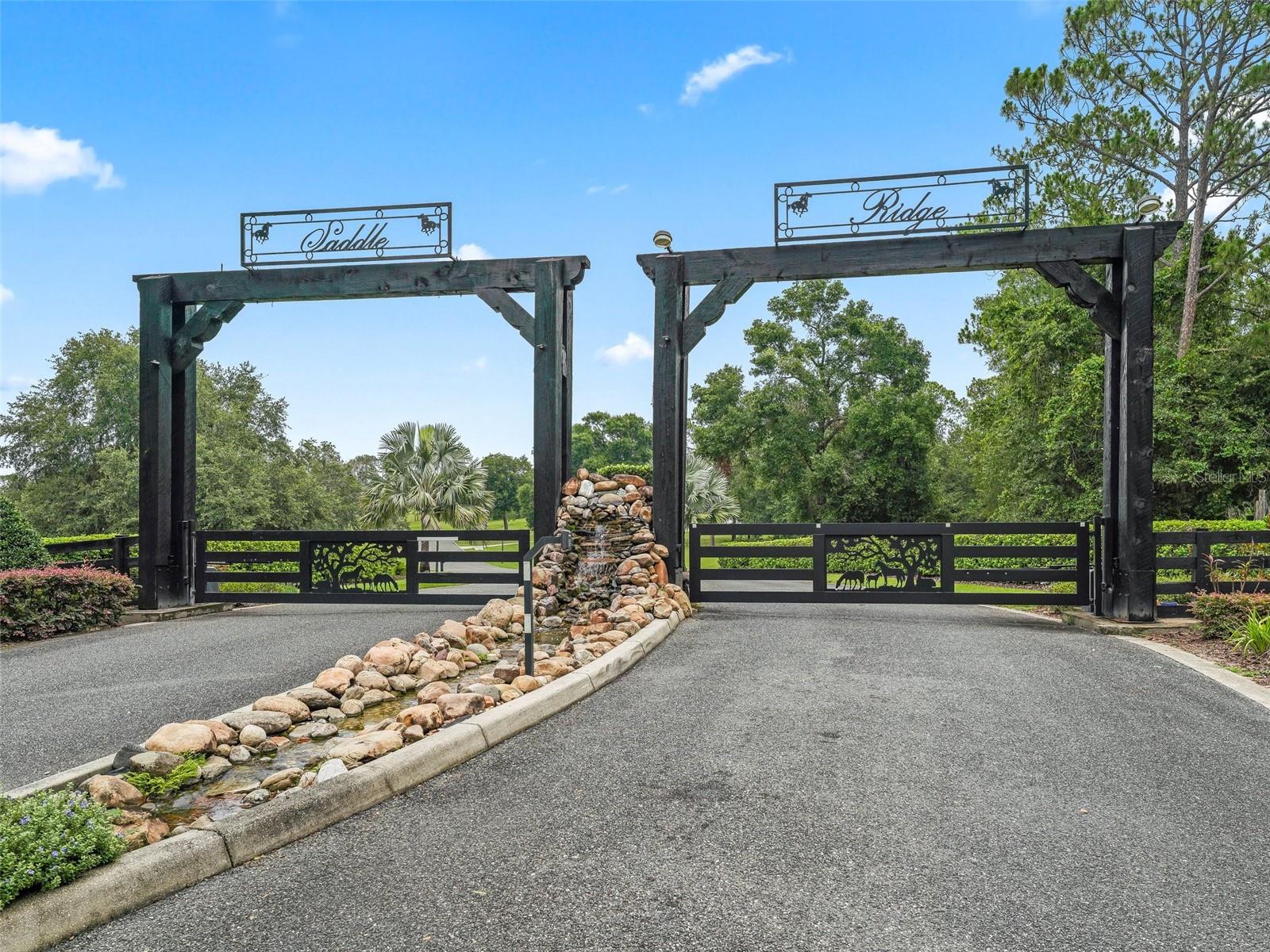 SADDLE RIDGE SUB - Residential