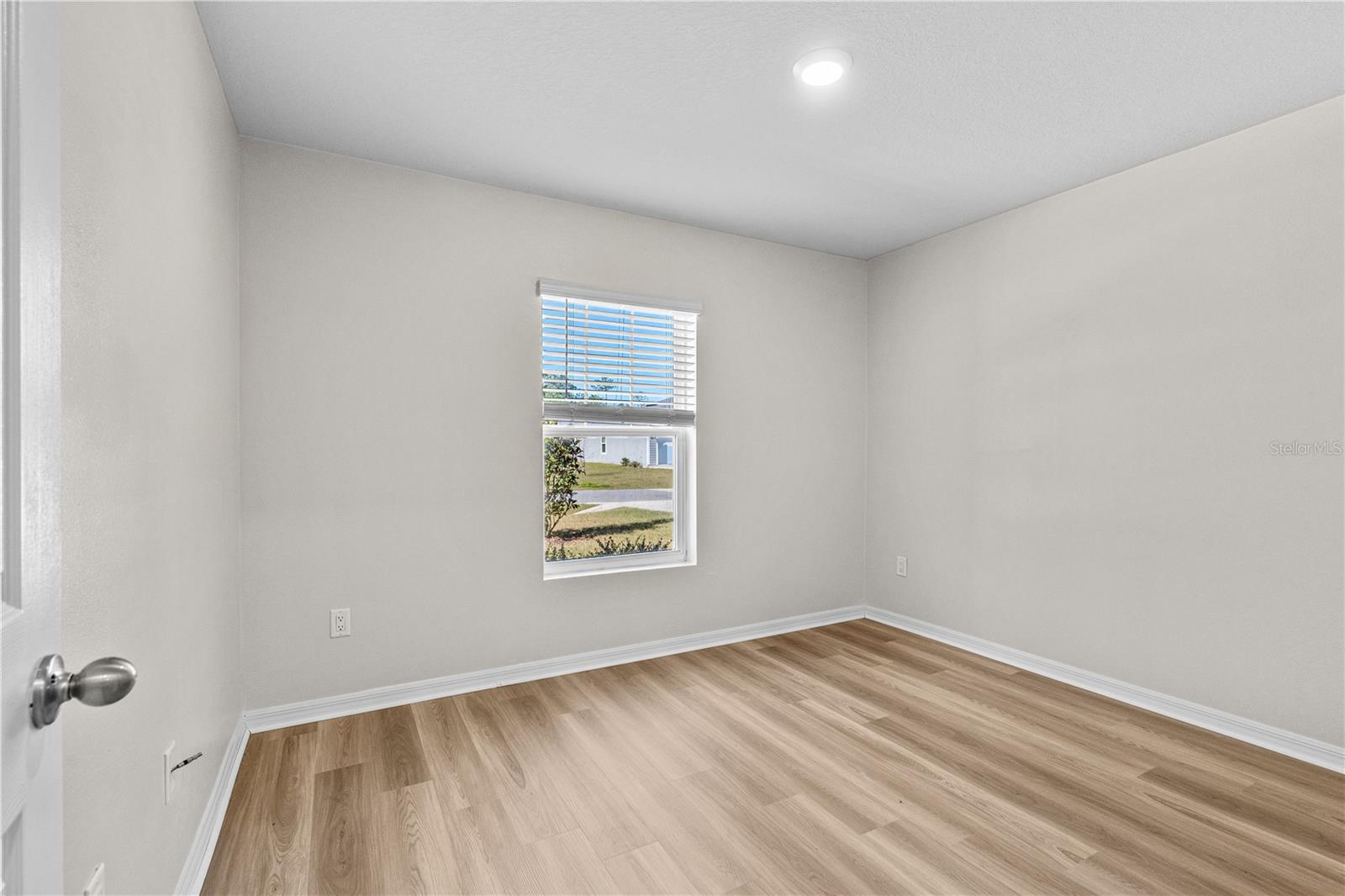 SEMINOLE WOODS - Residential Income