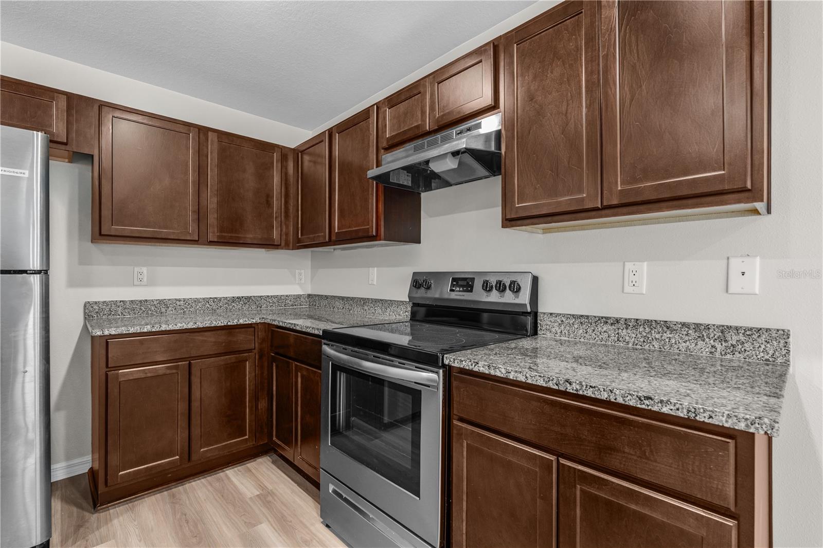 SEMINOLE WOODS - Residential Income