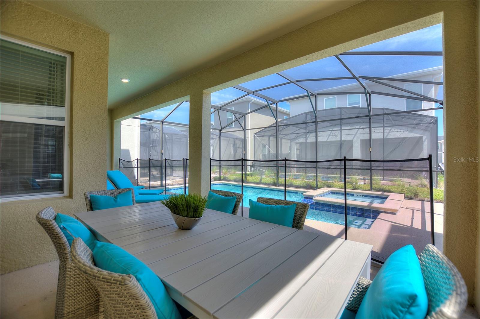 COVE AT STOREY LAKE 4 - Residential