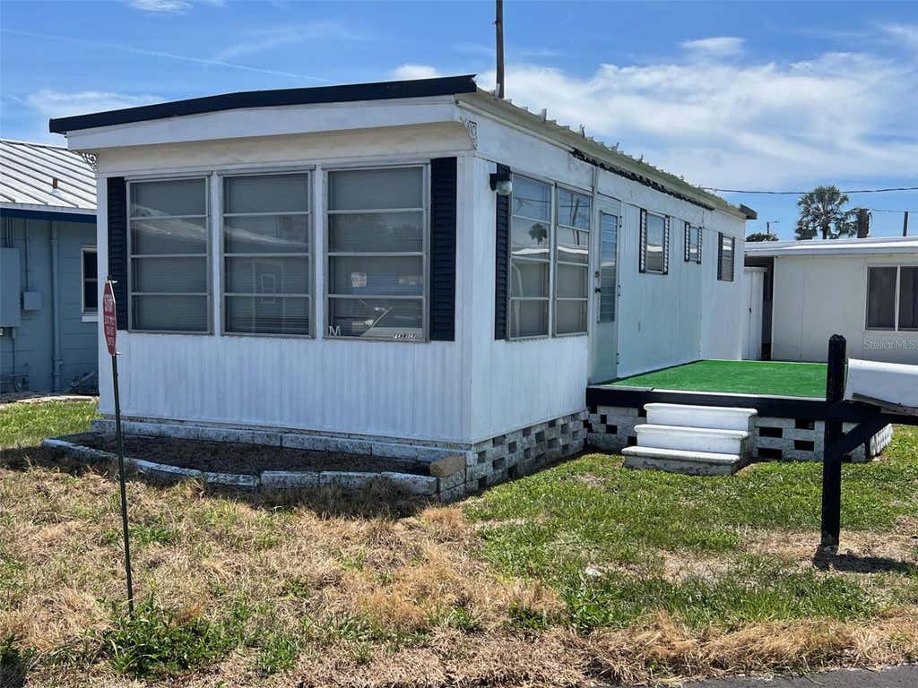 Photo of 12674 Seminole Boulevard #M1, Largo, FL 33778 (MLS # TB8516599)