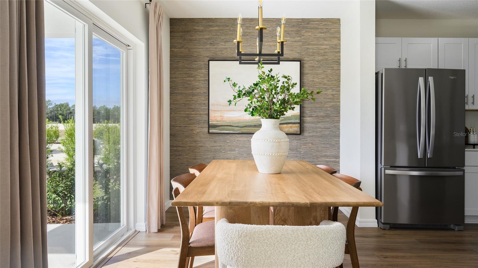 PASADENA WOODS - Residential