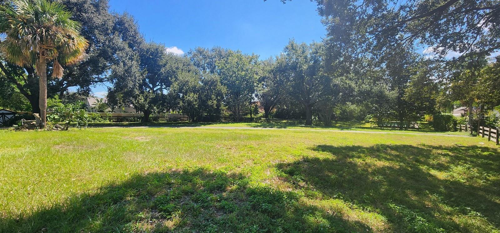 LES TERRACES - Residential Lease