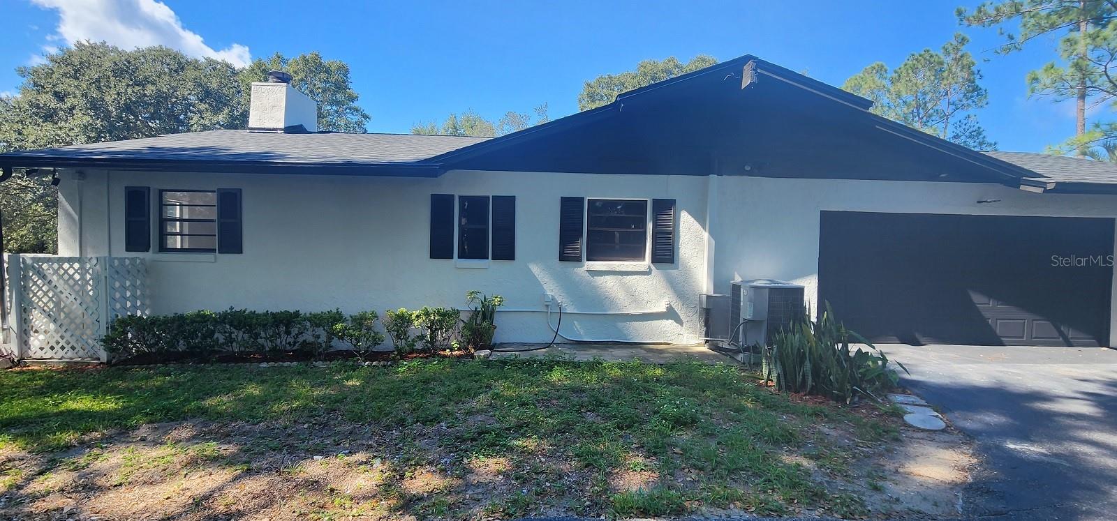 LES TERRACES - Residential Lease