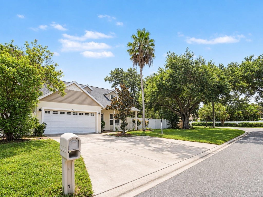 Photo of 3715 E 31st Street, Bradenton, FL 34208 (MLS # TB8543608)