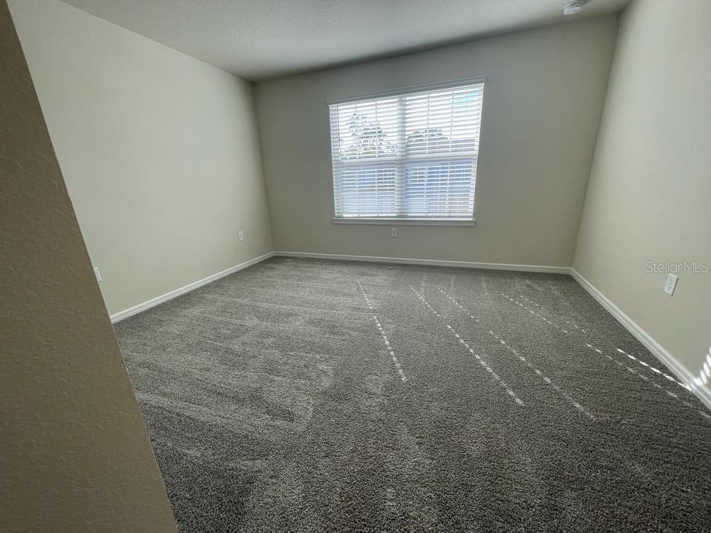 GRAYSON SQUARE - Residential Lease