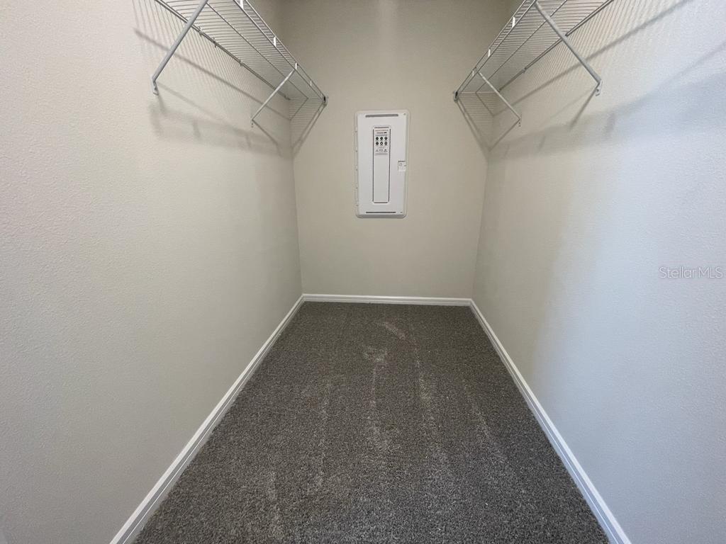 GRAYSON SQUARE - Residential Lease