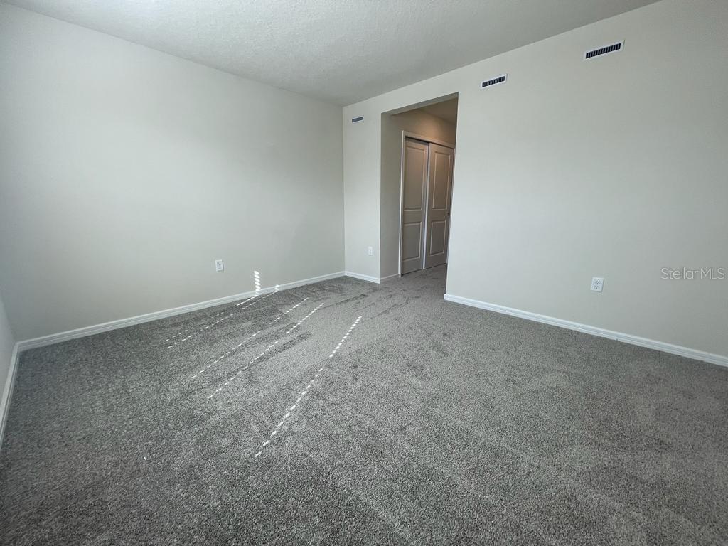 GRAYSON SQUARE - Residential Lease