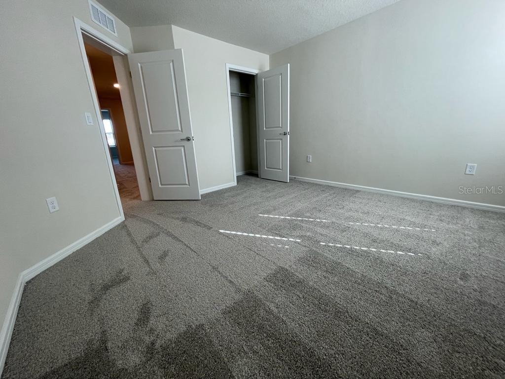 GRAYSON SQUARE - Residential Lease