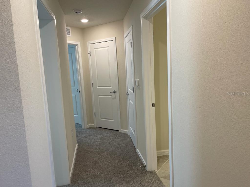 GRAYSON SQUARE - Residential Lease