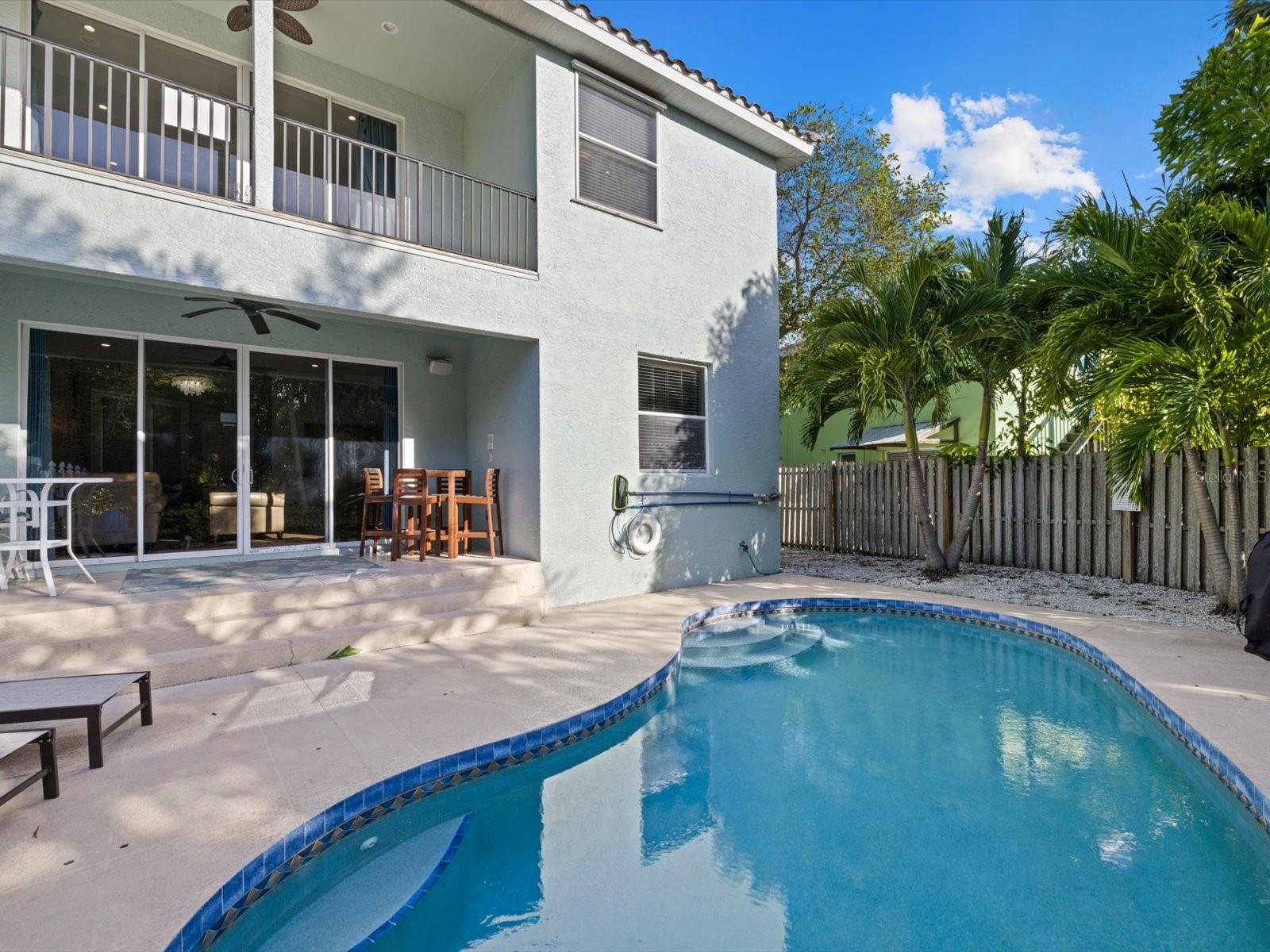 CANAL VILLAS - Residential