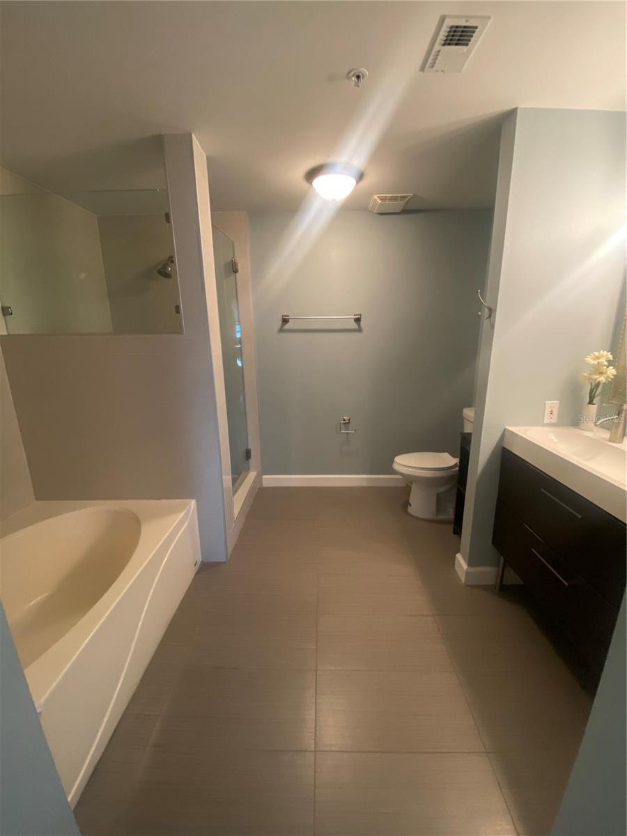 345 BAYSHORE A CONDO - Residential Lease