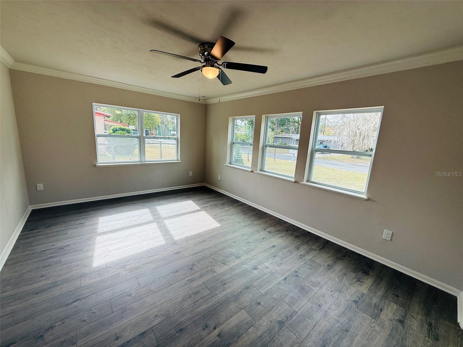 HIGHLAND COURT MANOR - Residential