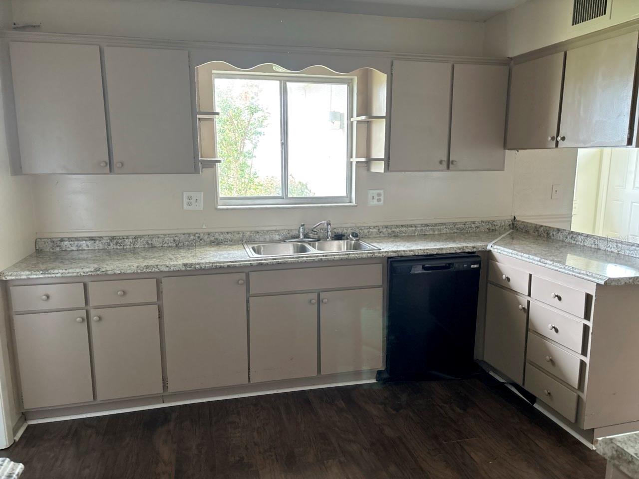 DEL WEBBS SUN CITY FLORIDA UN - Residential