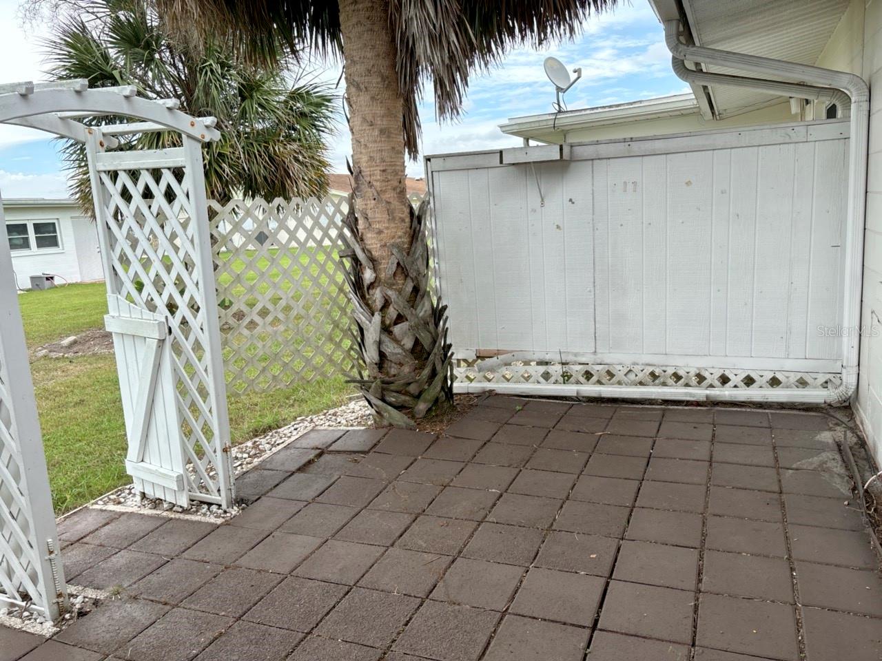 DEL WEBBS SUN CITY FLORIDA UN - Residential