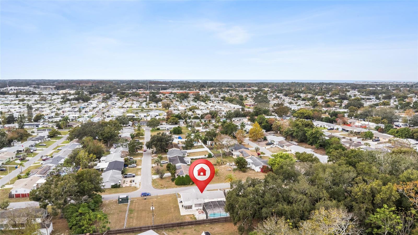 COLONIAL MANOR - Residential