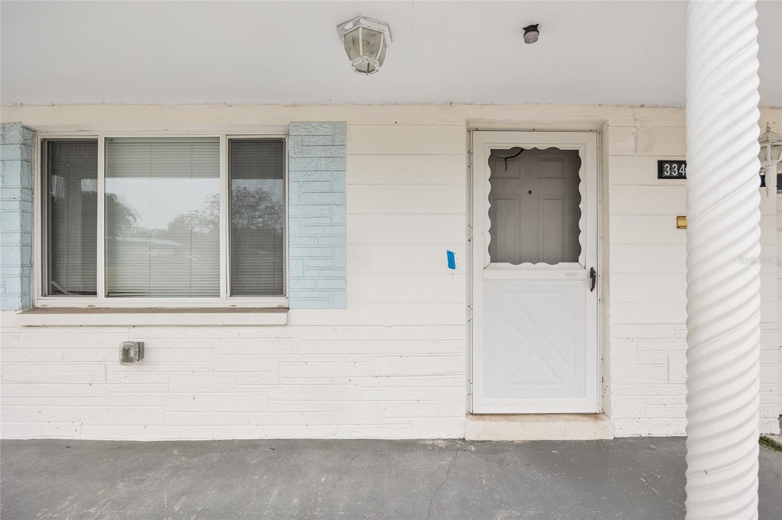 COLONIAL MANOR - Residential